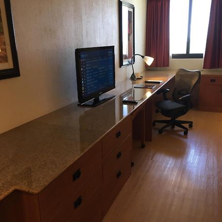 Wyndham Garden Hotel Austin Zewnętrze zdjęcie