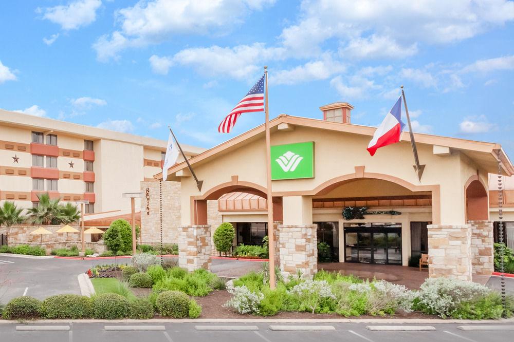 Wyndham Garden Hotel Austin Zewnętrze zdjęcie