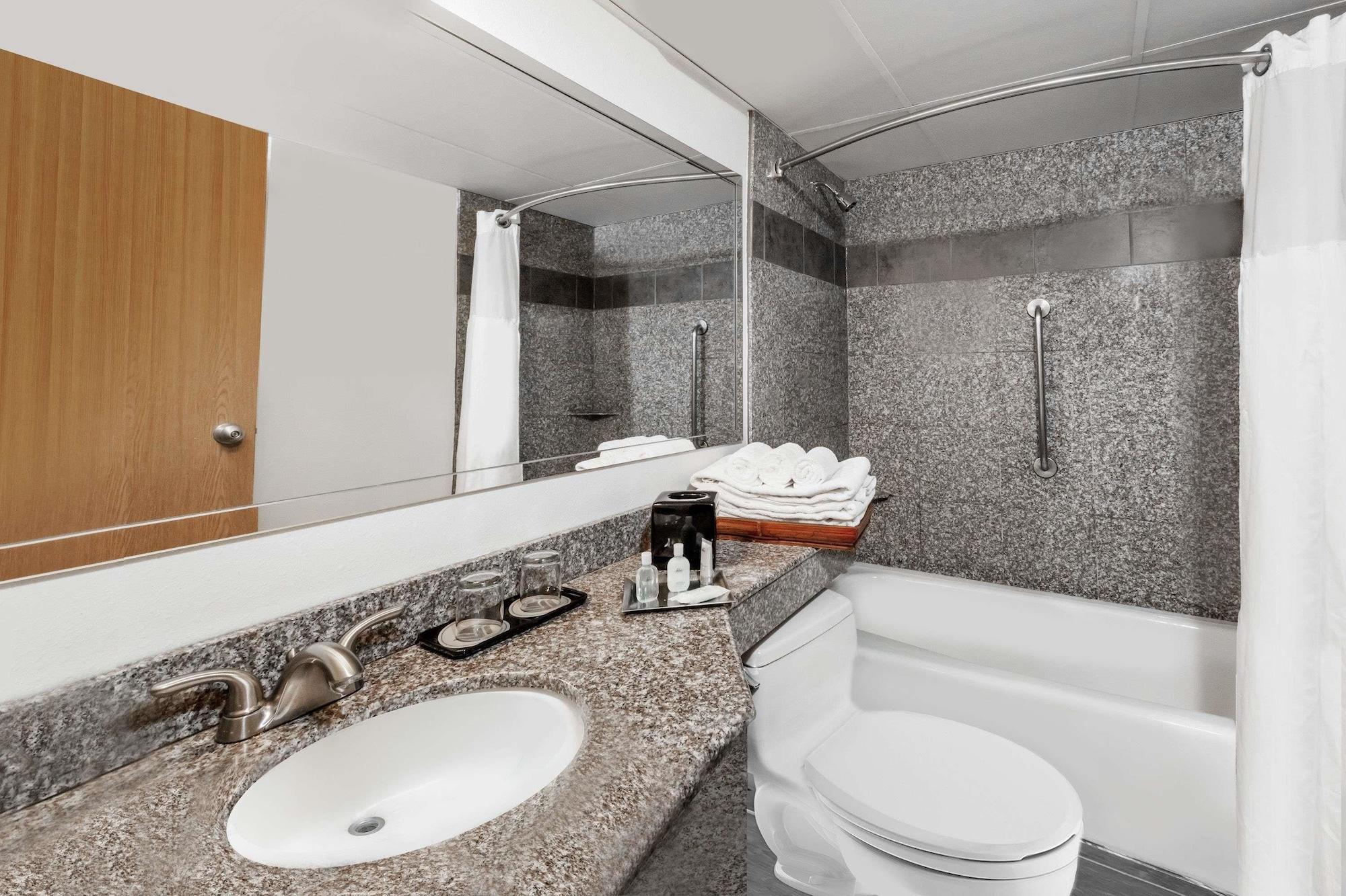 Wyndham Garden Hotel Austin Zewnętrze zdjęcie