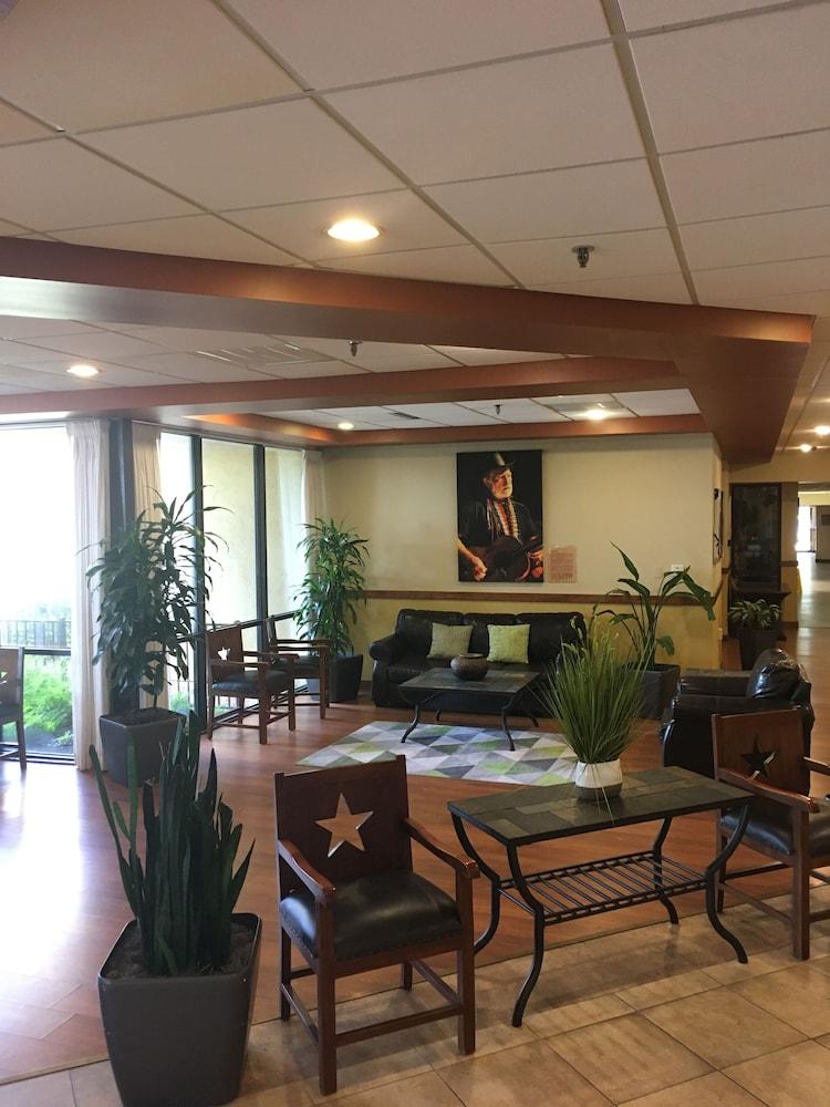 Wyndham Garden Hotel Austin Zewnętrze zdjęcie